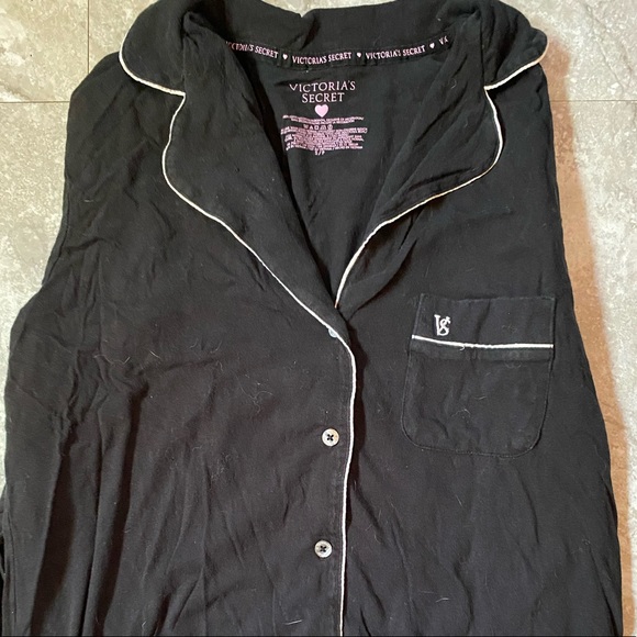 Victoria’s Secret black w/ white border stitching sleep button-down pajama shirt - Picture 15 of 15